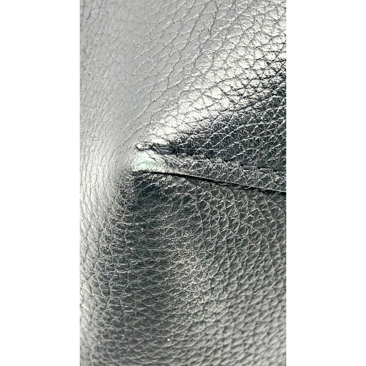 LOUIS VUITTON Women Lockme MM Leather Satchel Bag Black