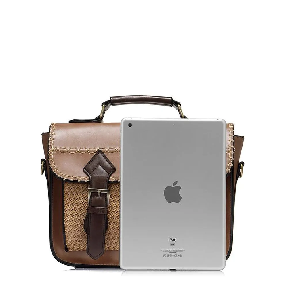 <bold>Messenger / Crossbody Bag <br>Vegan-Leather
