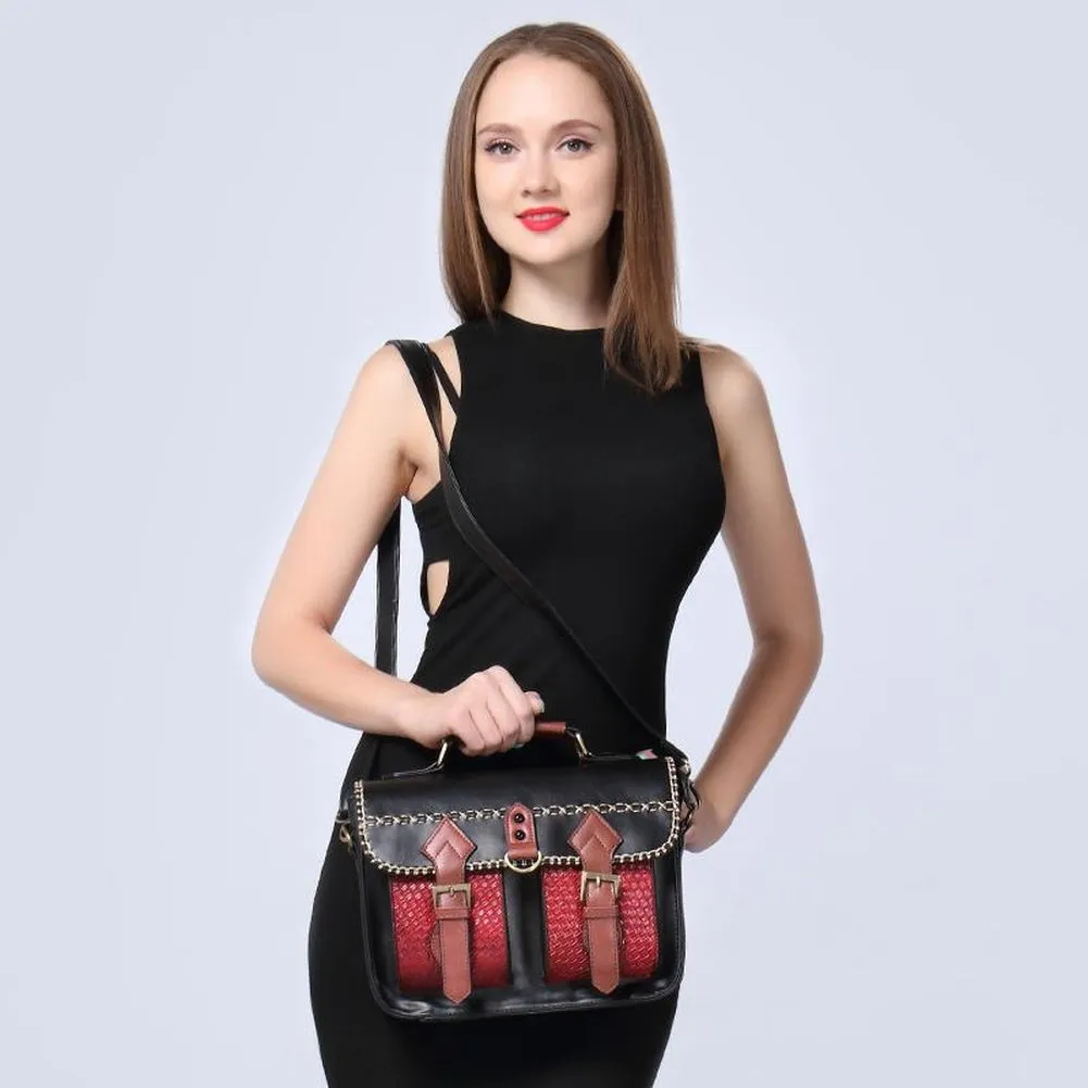 <bold>Messenger / Crossbody Bag <br>Vegan-Leather