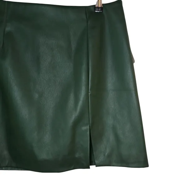 Maeve by Anthropologie Micro Mini Faux Leather Skirt