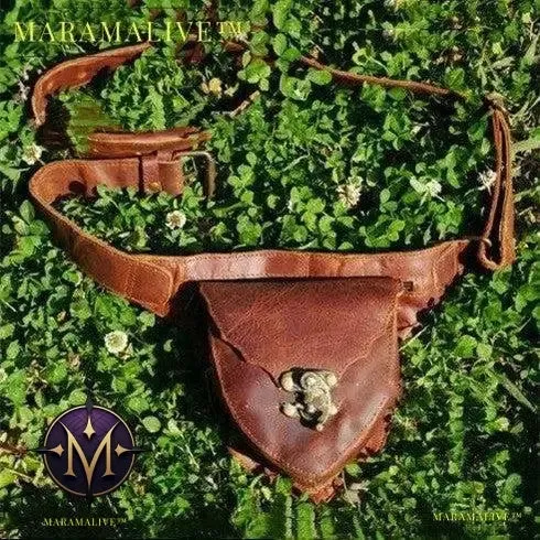 Medieval Steampunk Vintage Heart Belt Satchel
