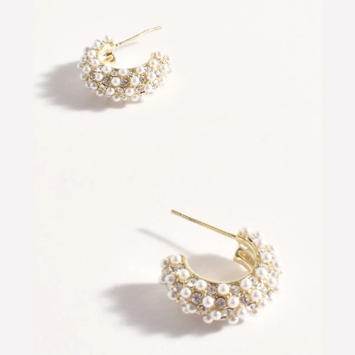 Mini Faux Pearl Hoop Earrings (Gold)