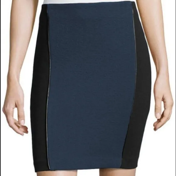NWT Laundry by Shelli Segal Black Blue Quilted Mini Pencil Skirt