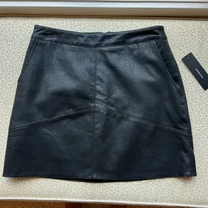 NWT Lulu’s Faux Leather Mini Skirt