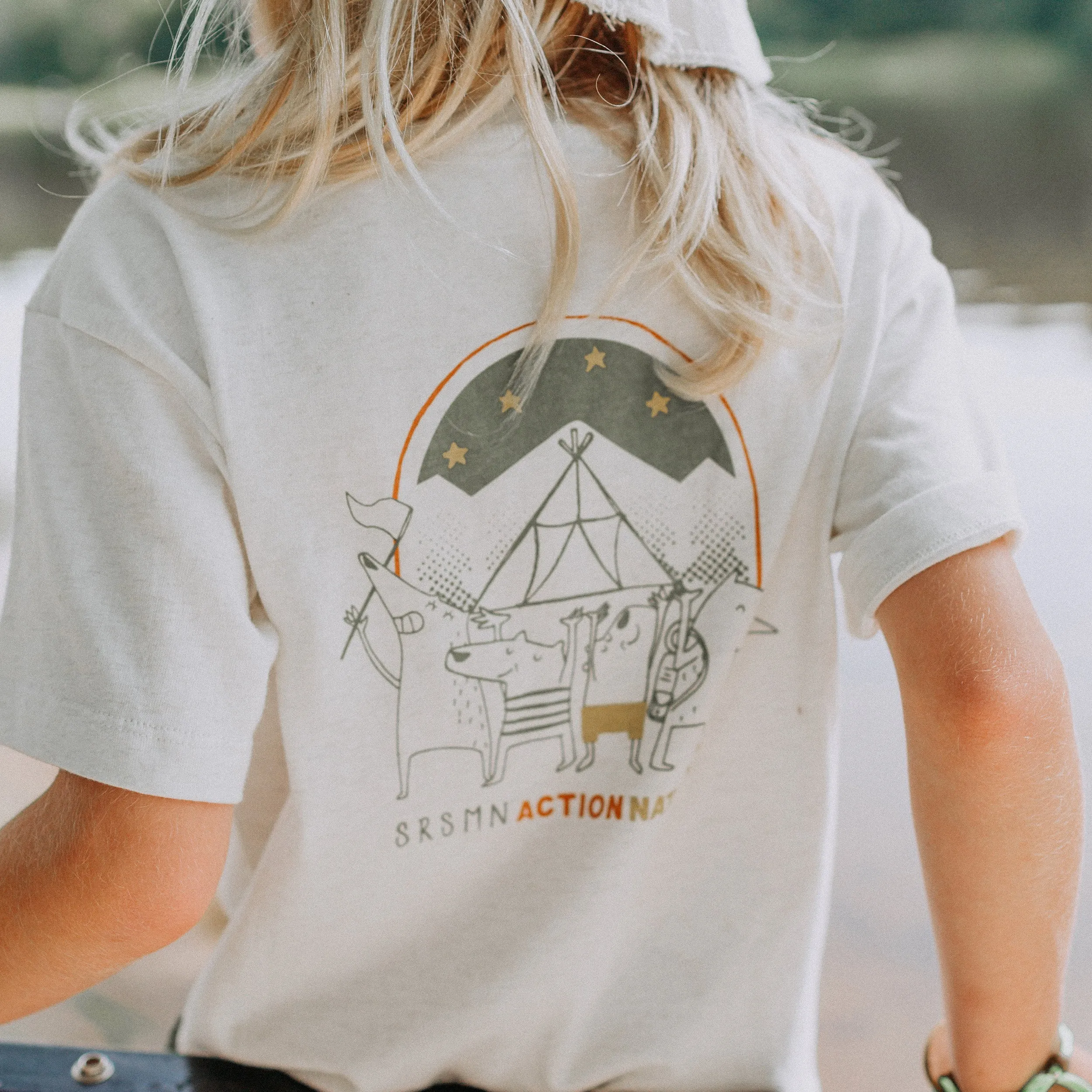 T-shirt ivoire à manches courtes en coton, enfant || Ivory short-sleeves t-shirt in cotton, child