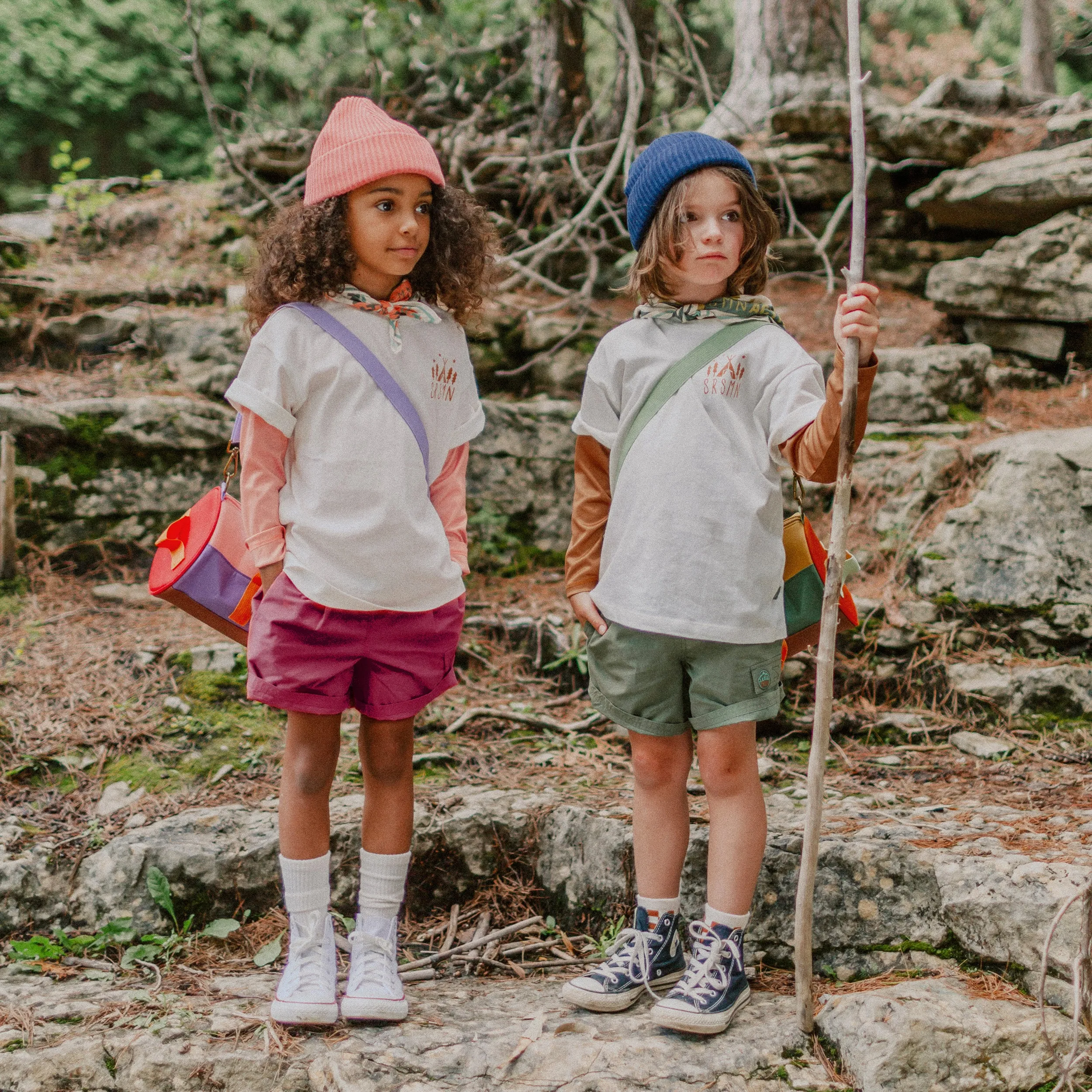 T-shirt ivoire à manches courtes en coton, enfant || Ivory short-sleeves t-shirt in cotton, child