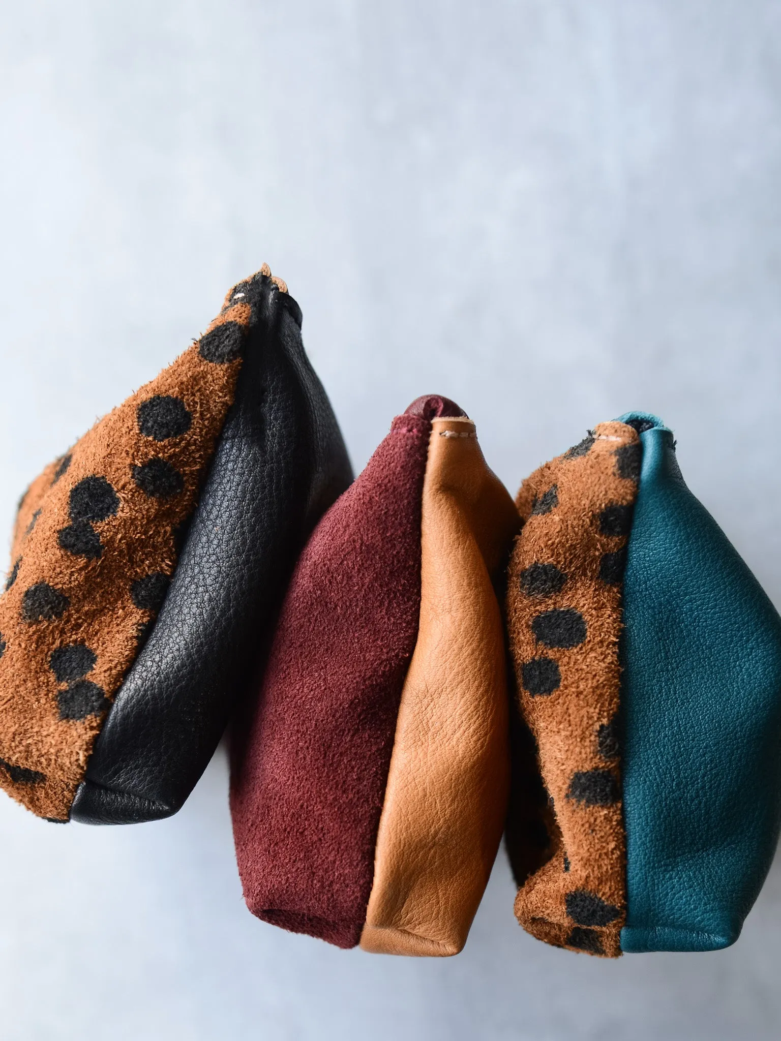 TAN/BORDEAUX SUEDE CONTRAST POUCH