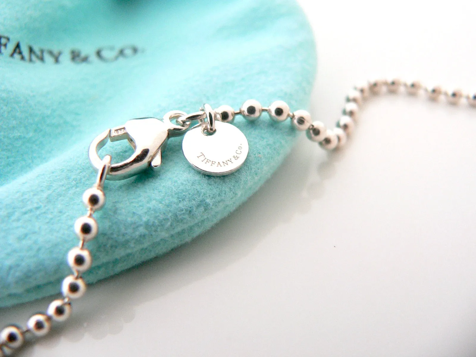 Tiffany & Co Large Heart Locket Necklace Pendant Charm 34 Bead Inch Chain Silver Gift Pouch