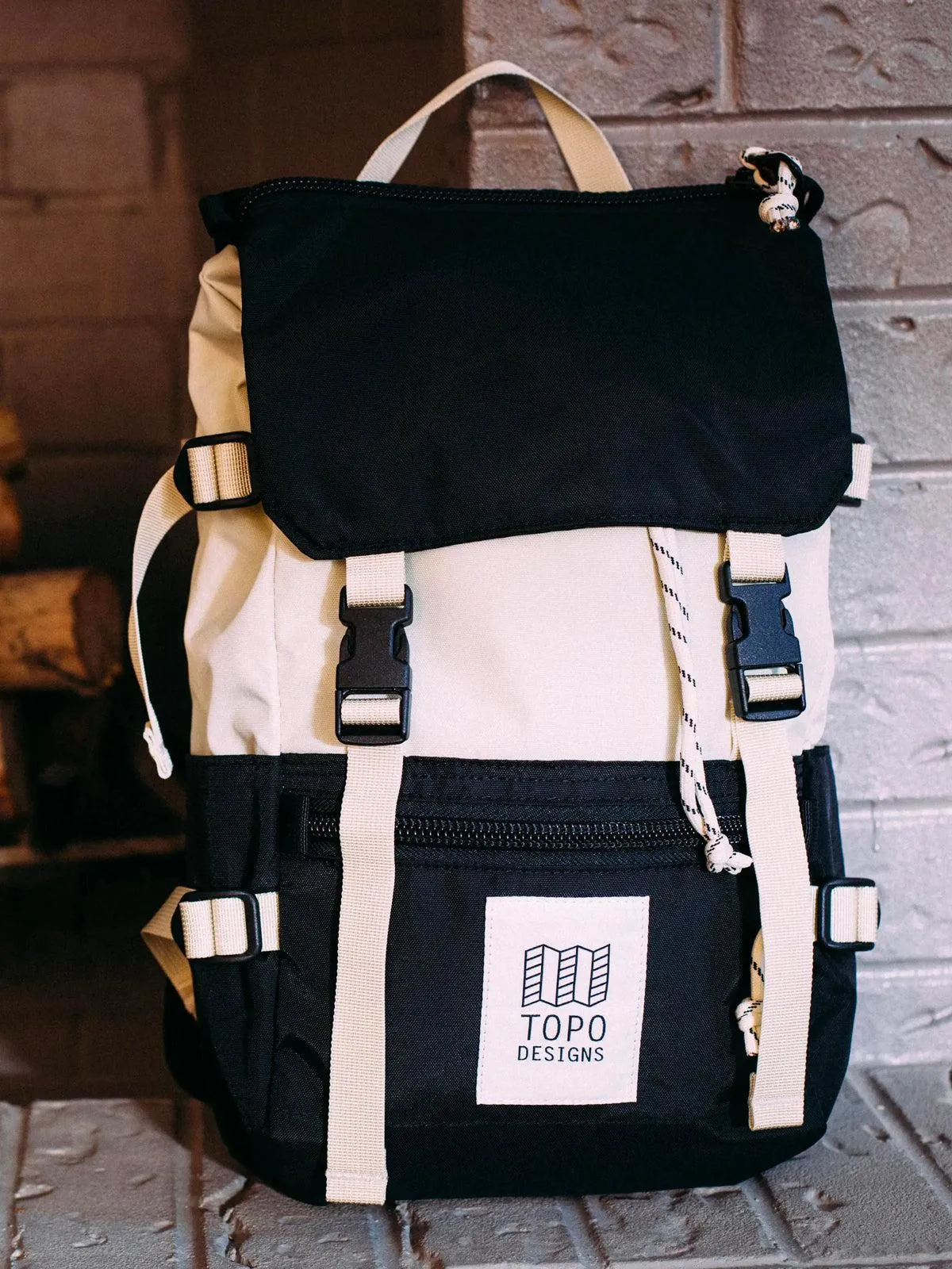 Topo Designs Rover Pack Mini Black Bone White