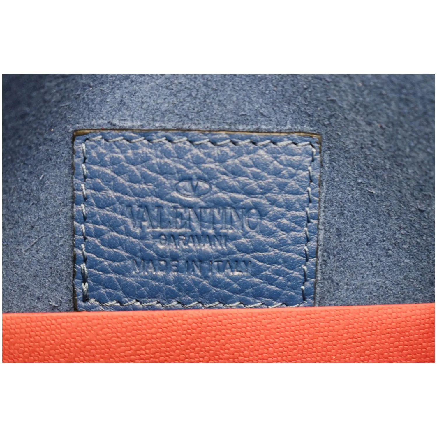 VALENTINO Garavani Rockstud Grainy Envelope Pouch Blue