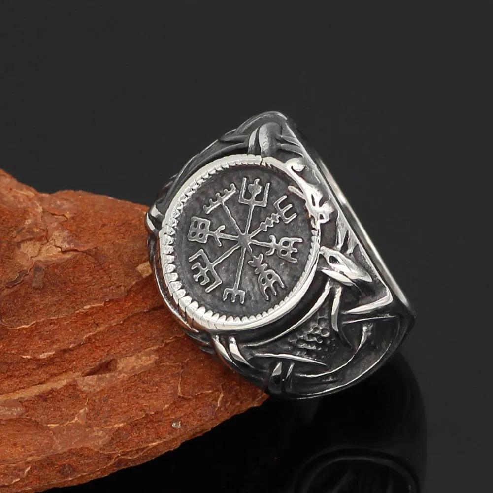 Vegvisir Ring