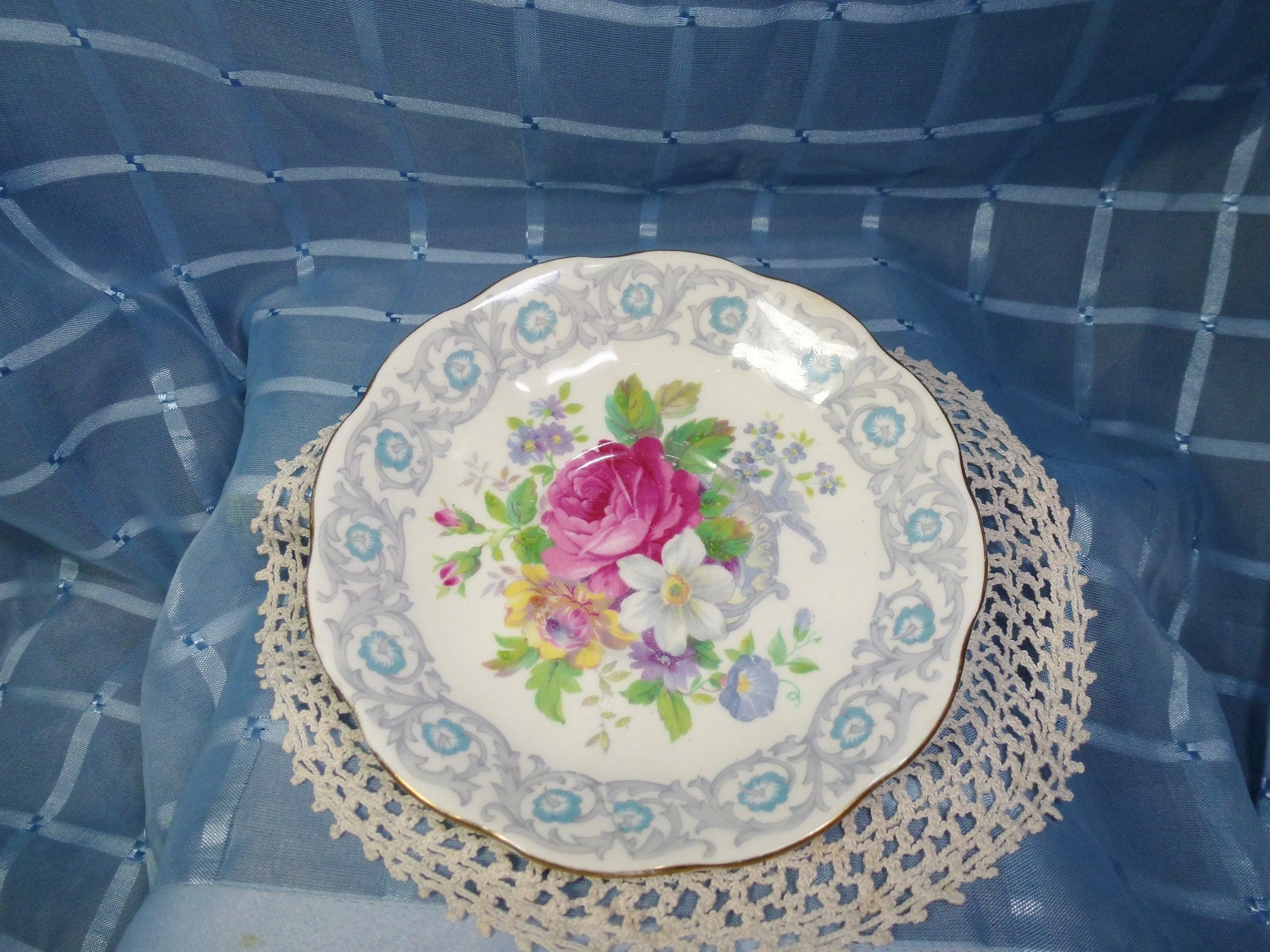 Vintage Royal Albert Bone China “Unnamed” Saucer