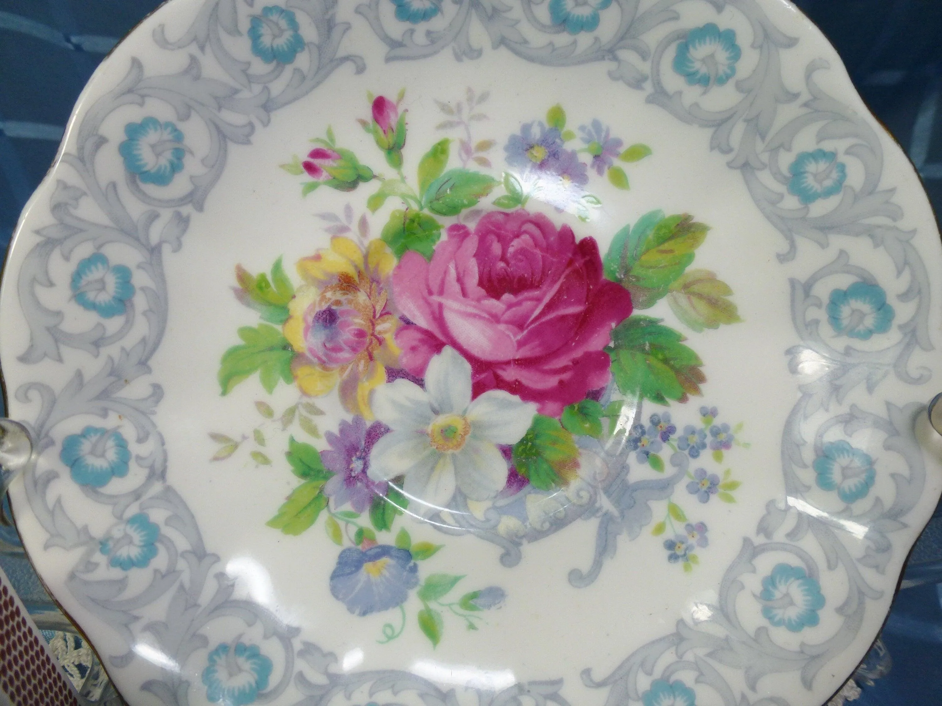 Vintage Royal Albert Bone China “Unnamed” Saucer