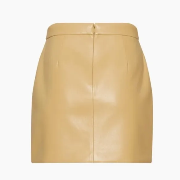 Wilfred Aritzia Patio Mini Skirt Faux Leather in Cream Size 4