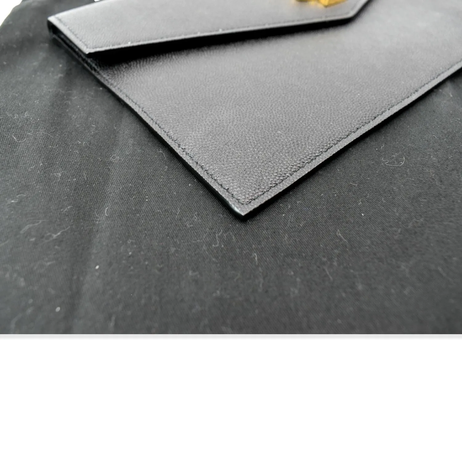 YVES SAINT LAURENT Uptown Envelope Grain De Poudre Leather Clutch Black